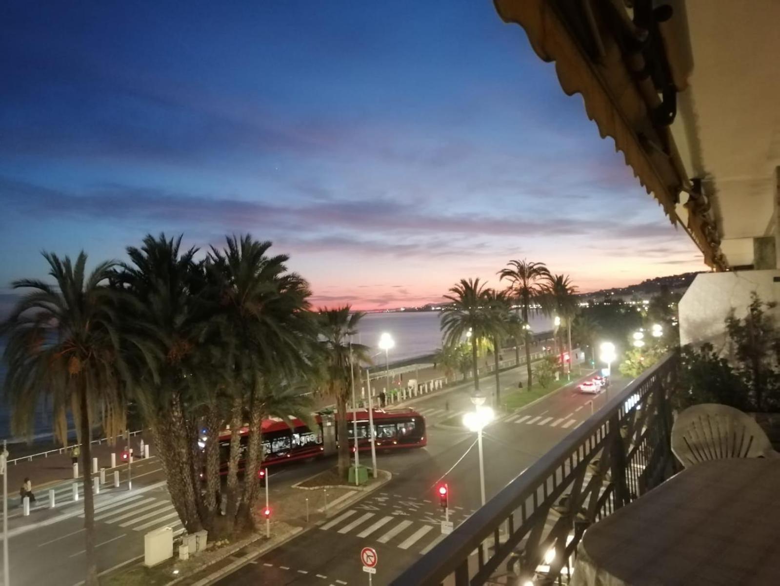 Promenade Holiday - Sea Front Palatin نيس المظهر الخارجي الصورة